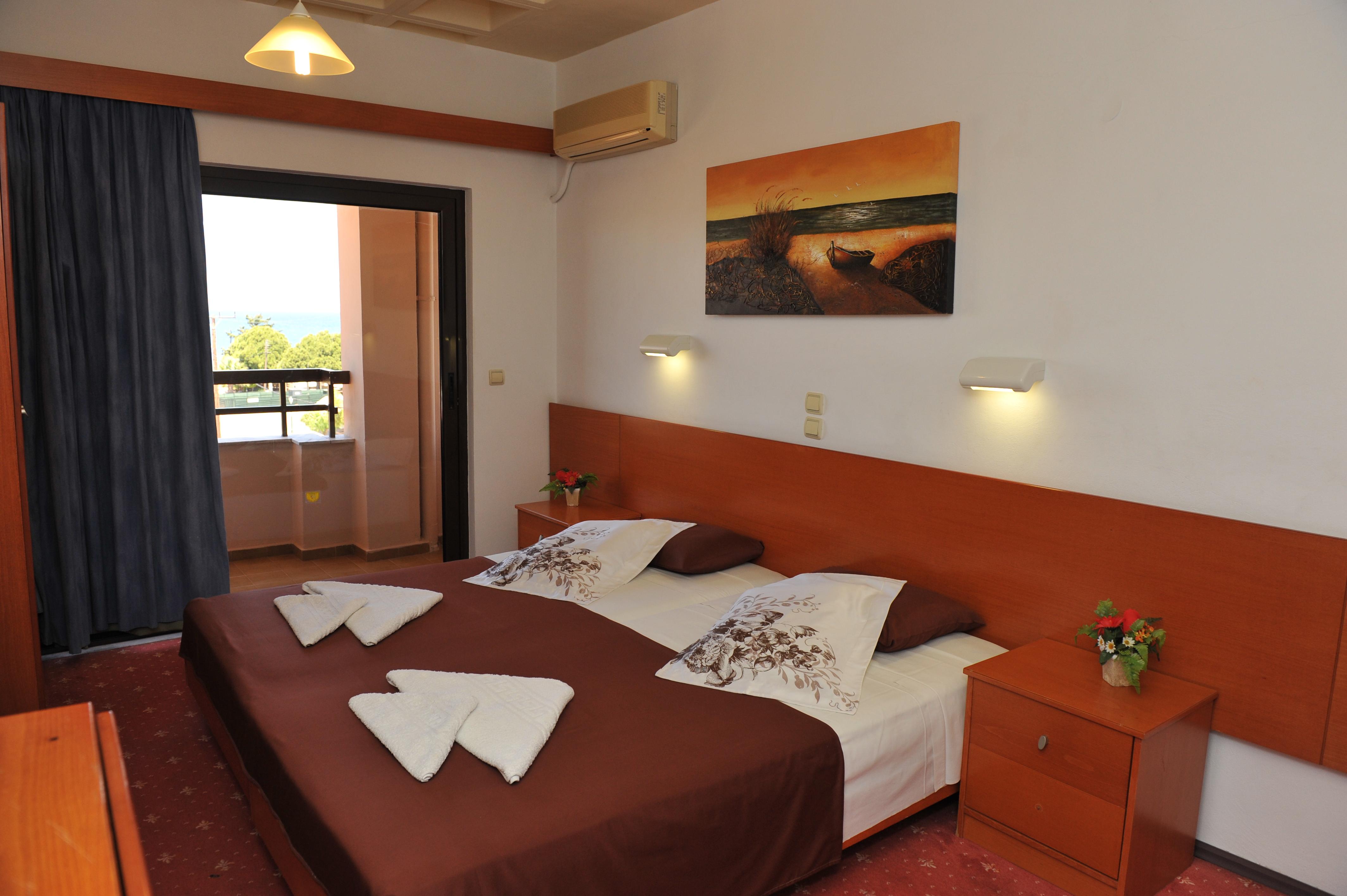 Heleni Beach Hotel Ialysos  Exterior foto