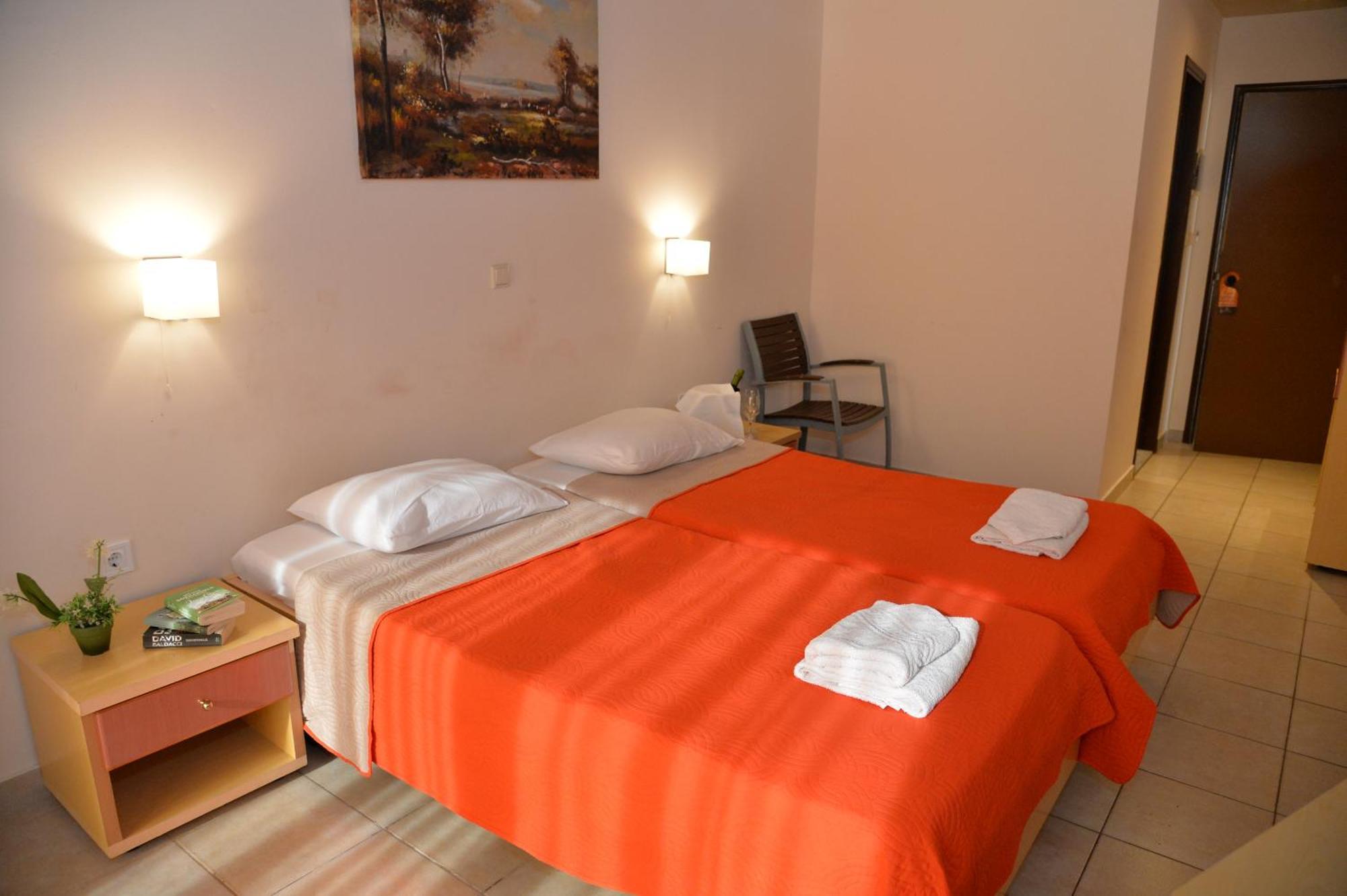 Heleni Beach Hotel Ialysos  Zimmer foto